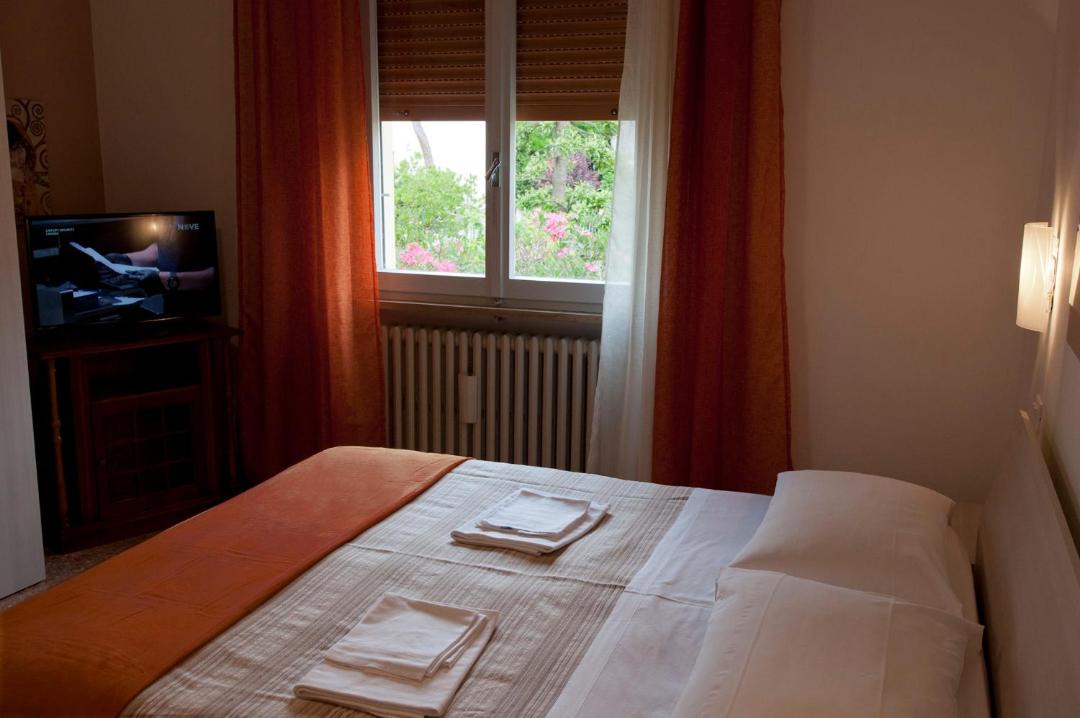 Photo of Bedroom in Forli