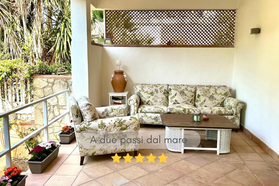 Photo of Patio Balcony in Addaura