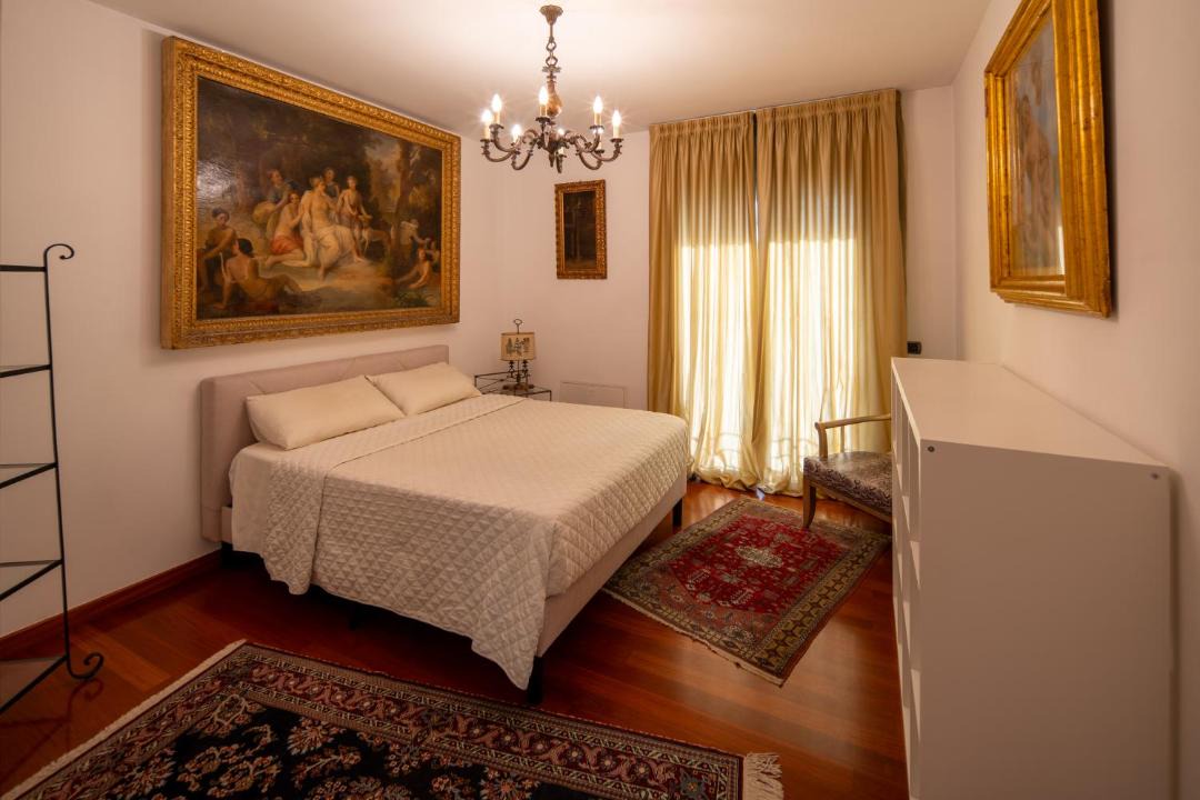 Photo of Bedroom in Alba