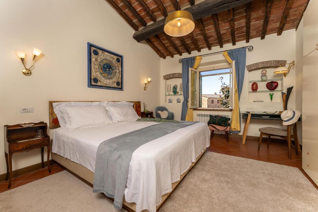 Photo of Bedroom in Castelfalfi