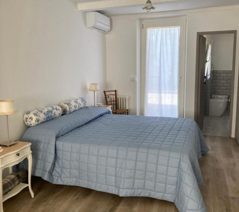 Photo of Bedroom in Montecarotto