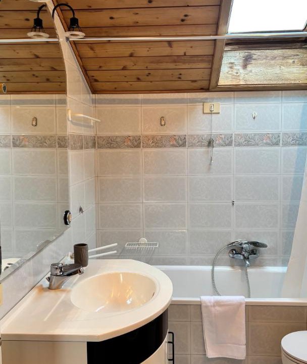Photo of Bathroom in Fondo