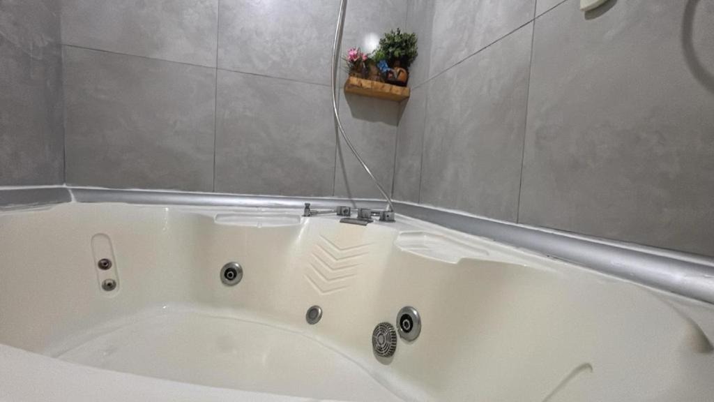 Photo of Bathroom in Naples City Centre