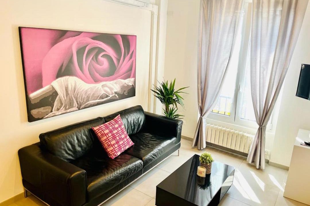 Photo of Livingroom in Intra