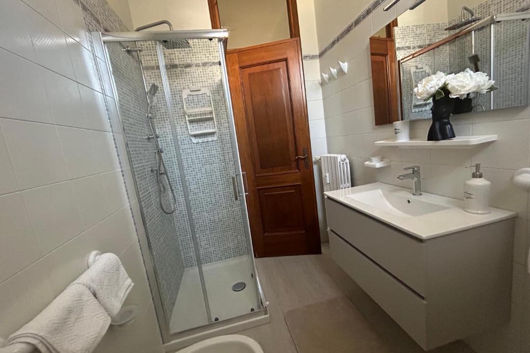 Photo of Bathroom in Montegrosso dʼAsti