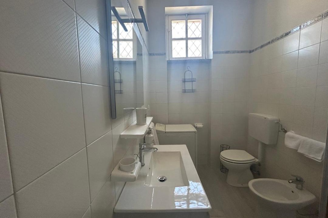 Photo of Bathroom in Montegrosso dʼAsti