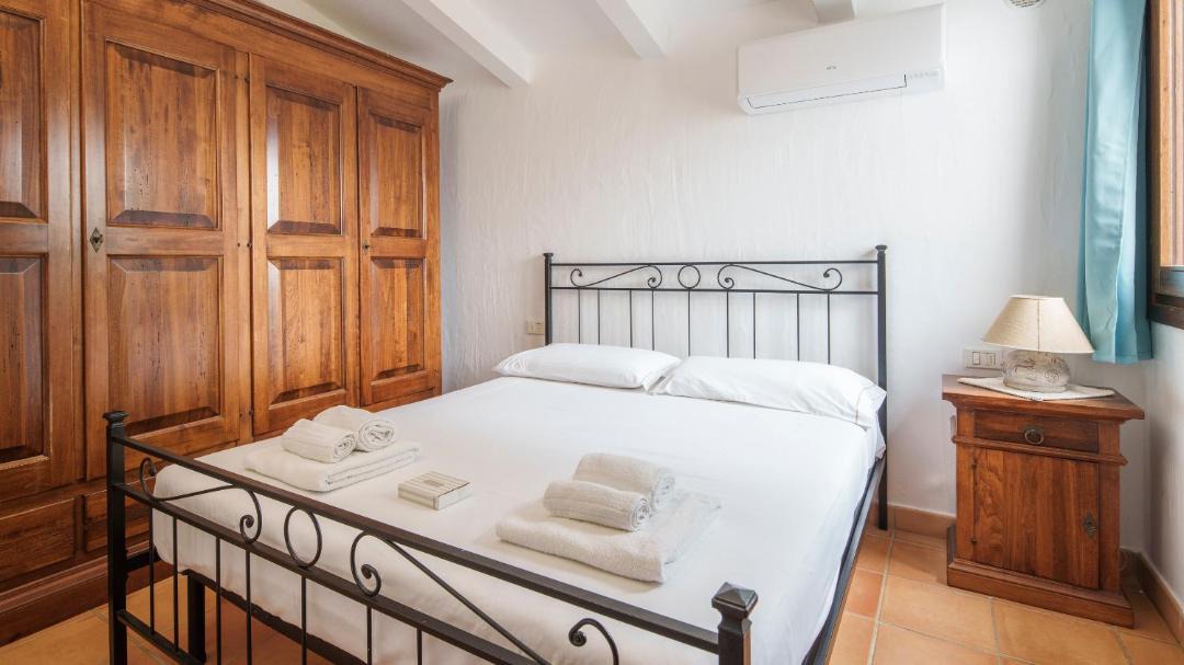 Photo of Bedroom in Porto San Paolo