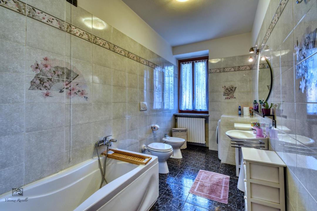 Photo of Bathroom in Limbiate