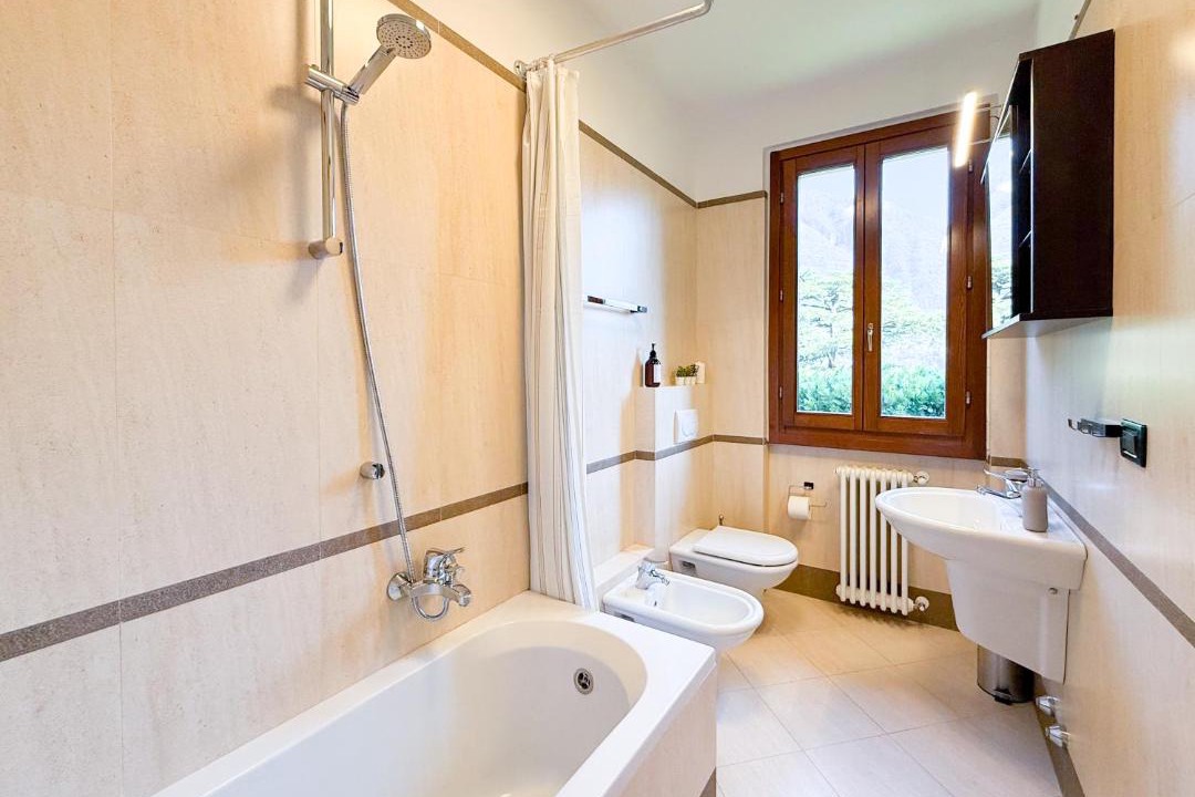 Photo of Bathroom in Laglio