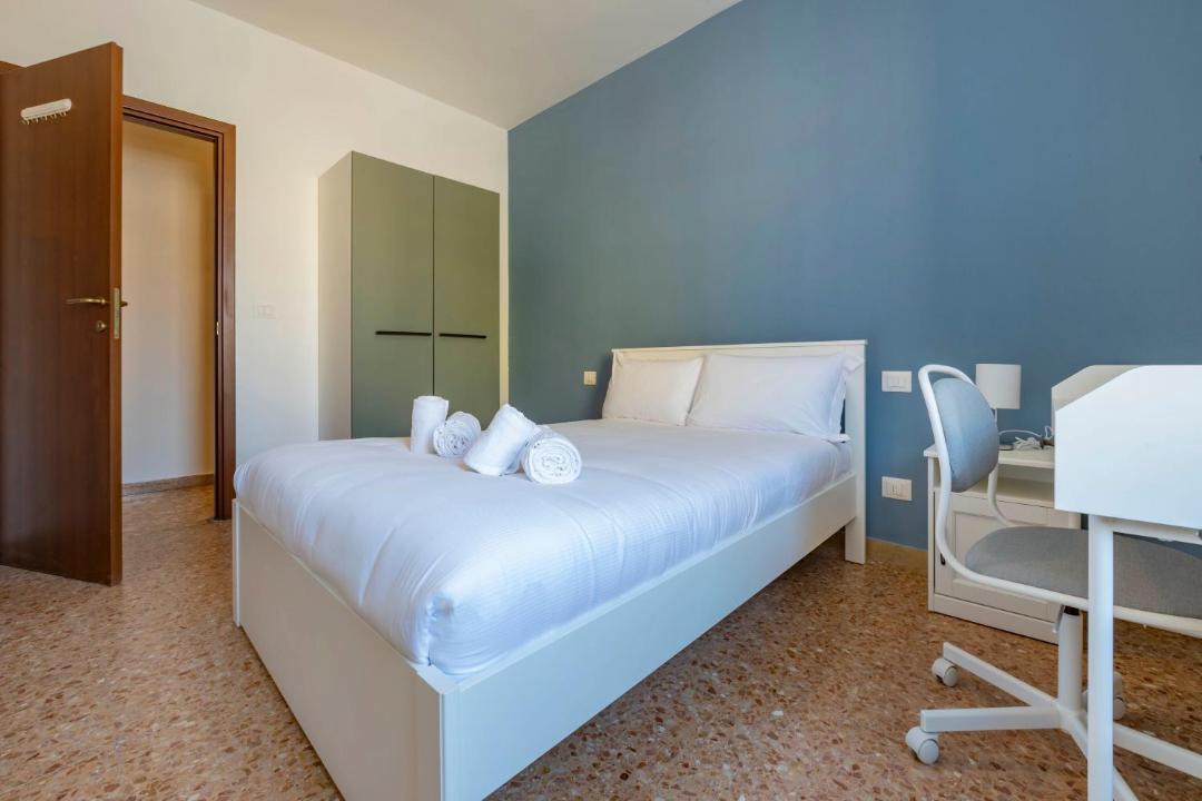 Photo of Bedroom in Verona City Centre