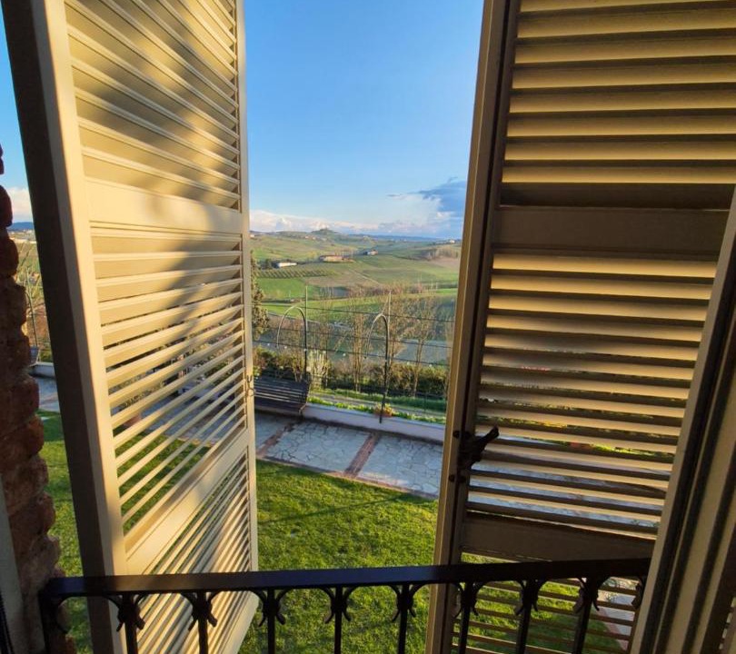 Photo of Patio Balcony in Montegrosso dʼAsti