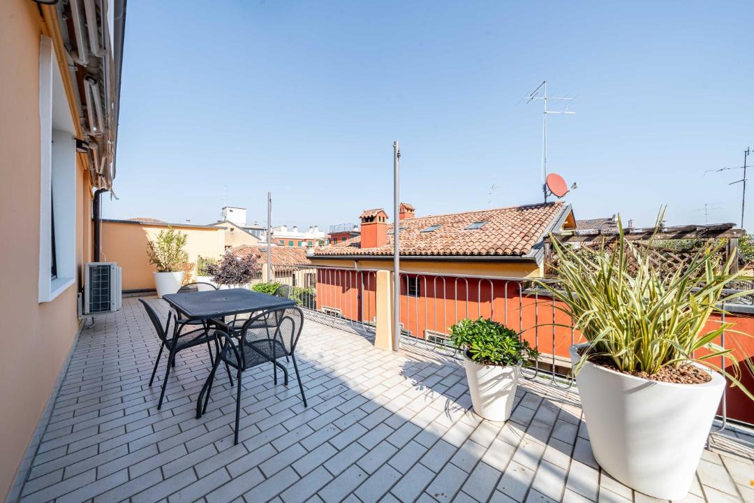 Photo of Patio Balcony in Verona City Centre