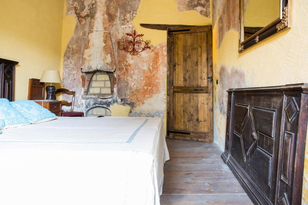 Photo of Bedroom in Seui Historic Centre