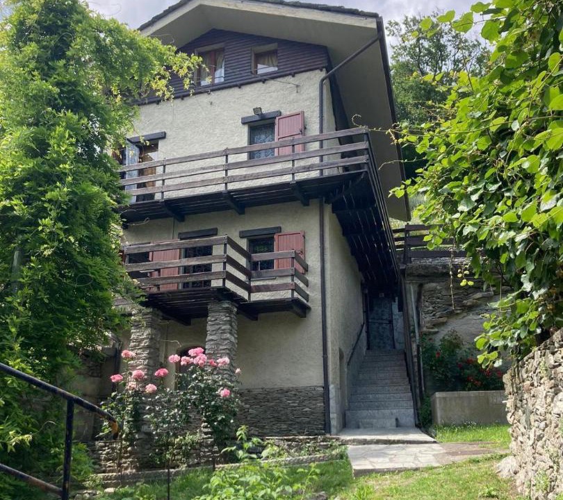 Photo of Others in Chatillon