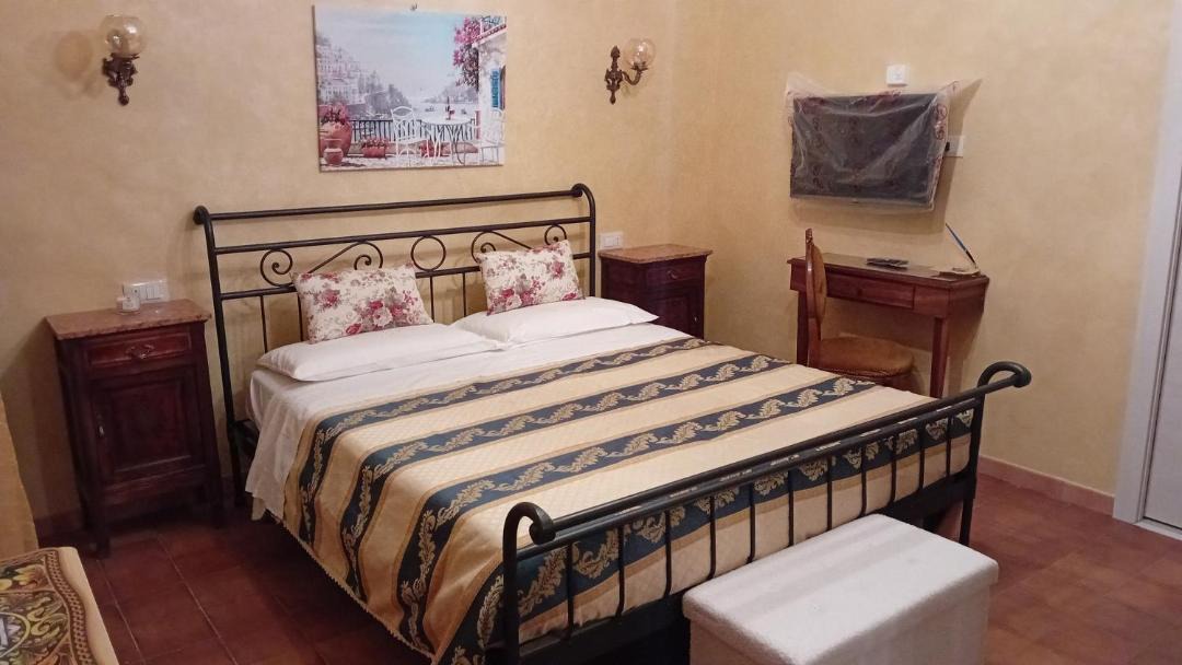 Photo of Bedroom in Pettinengo