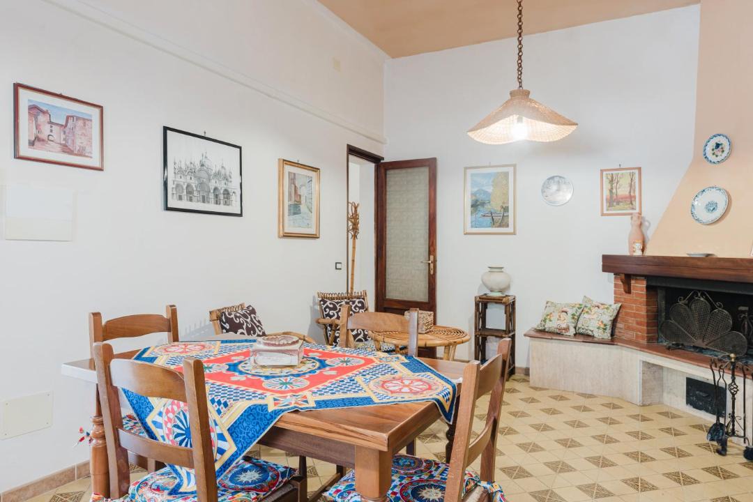 Photo of Others in Paparella