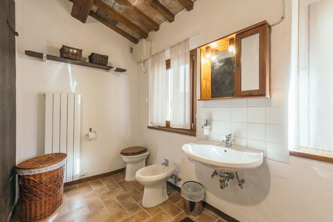 Photo of Bathroom in Pergola