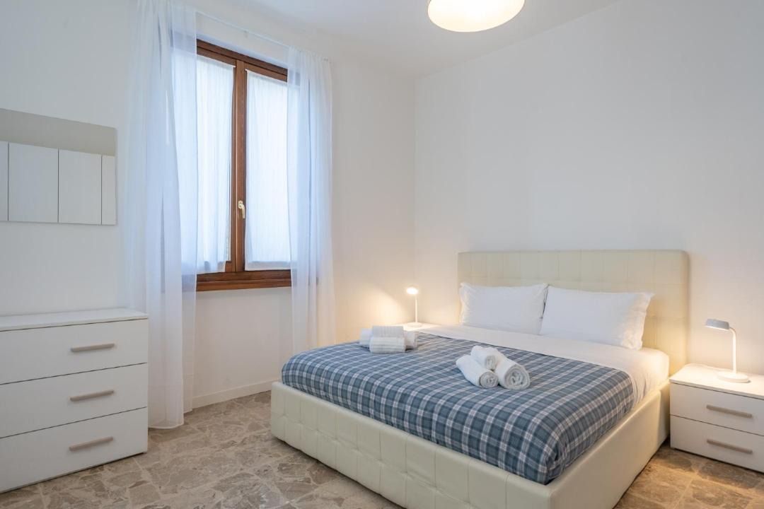 Photo of Bedroom in Introbio