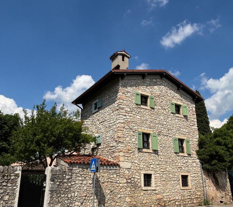 Photo of Buildings in Grezzana