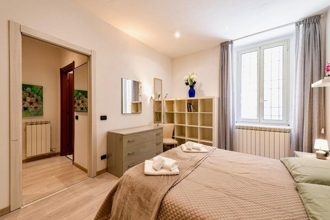Photo of Bedroom in Intra