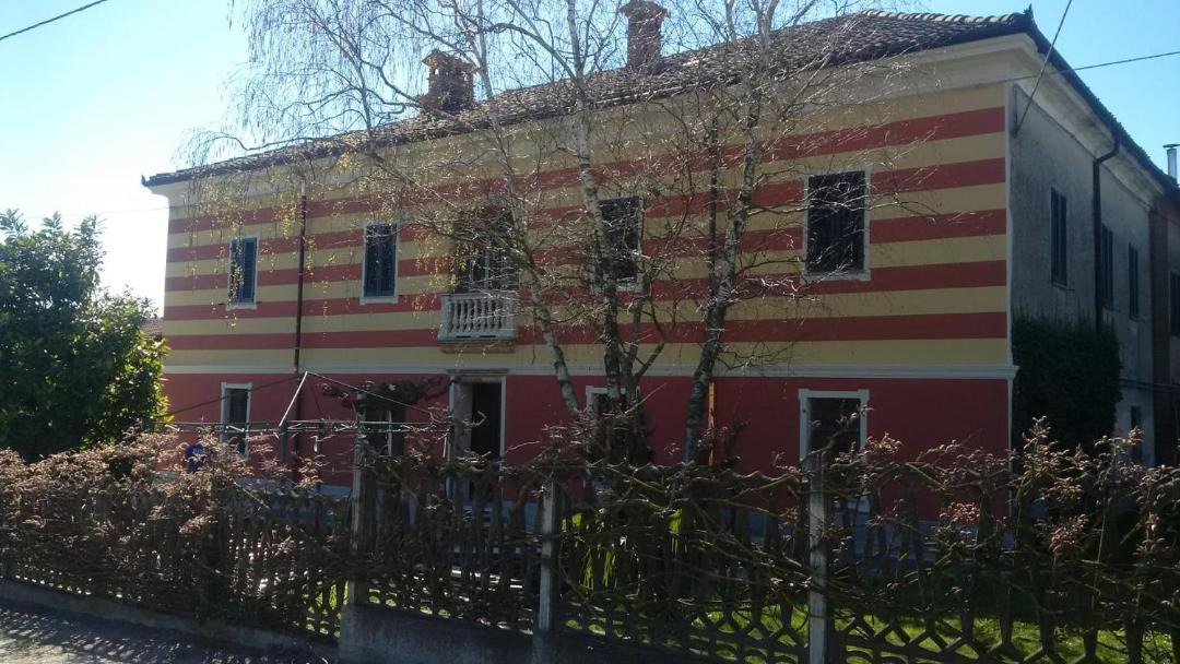 Photo of Buildings in Castelletto Merli