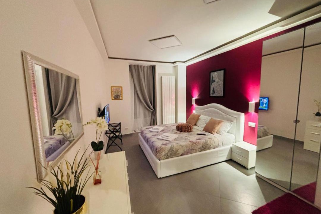 Photo of Bedroom in Intra