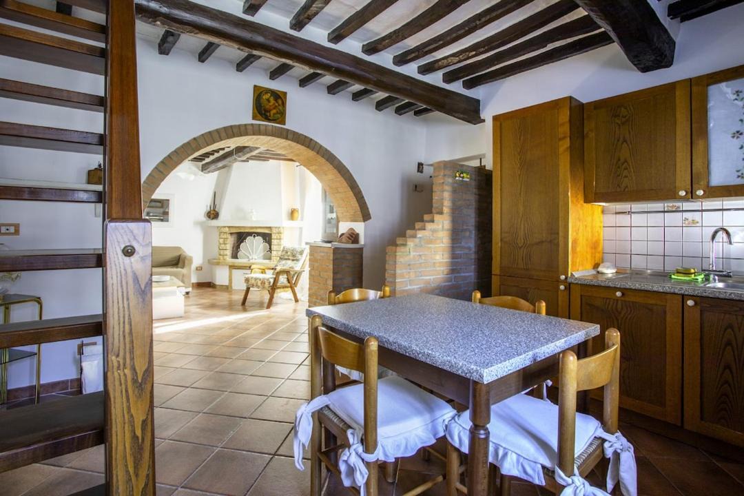 Photo of Kitchen in Montefollonico