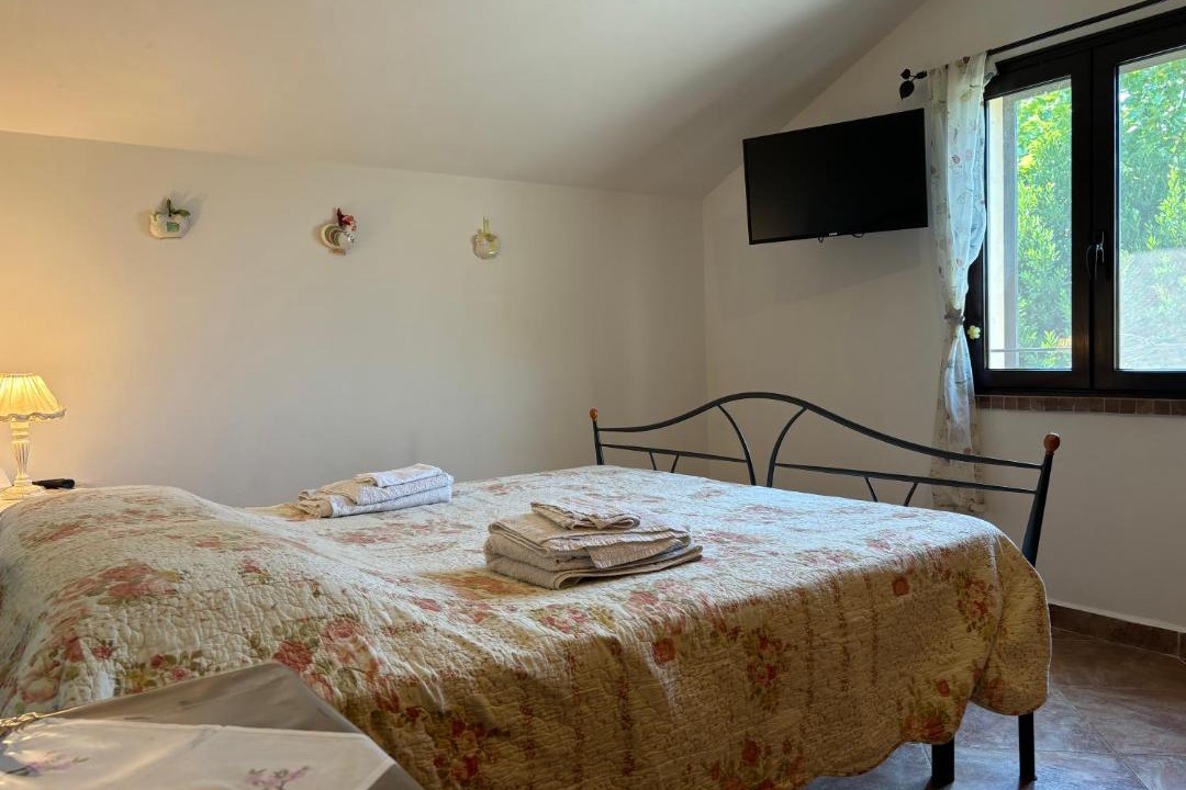 Photo of Bedroom in Borgo Montone
