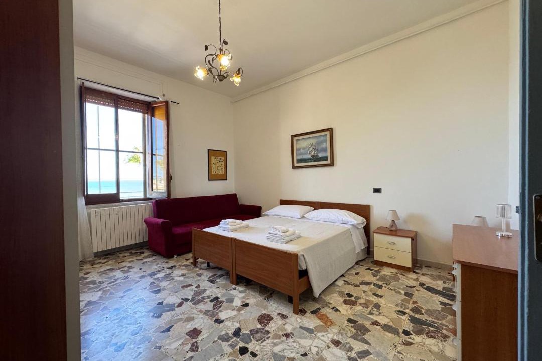 Photo of Bedroom in Crotone