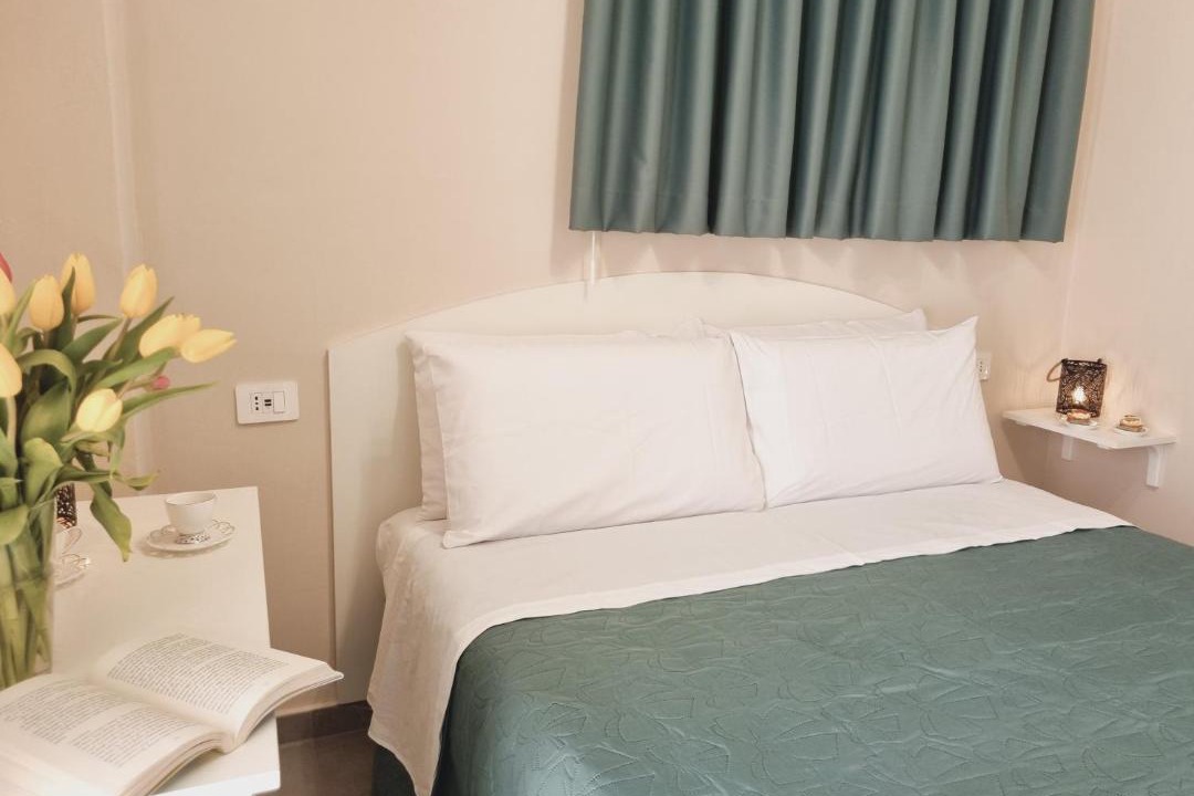 Photo of Bedroom in Le Castella