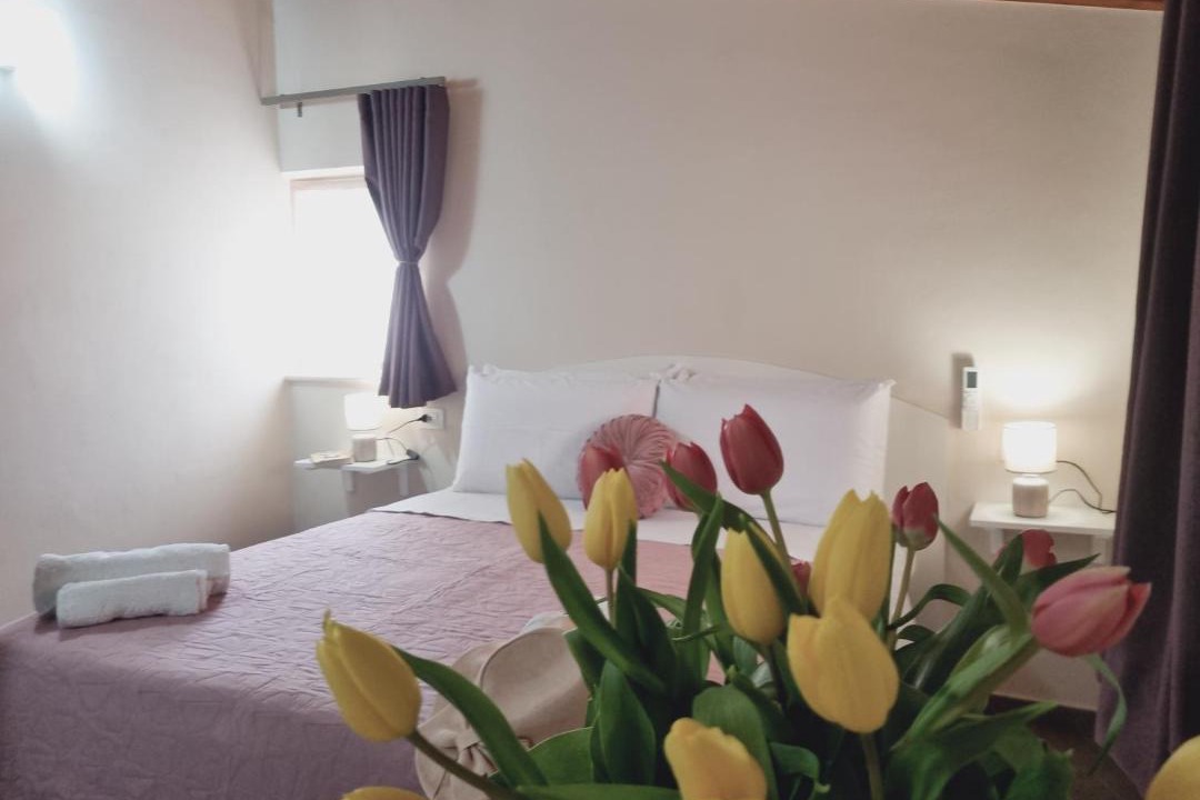 Photo of Bedroom in Le Castella