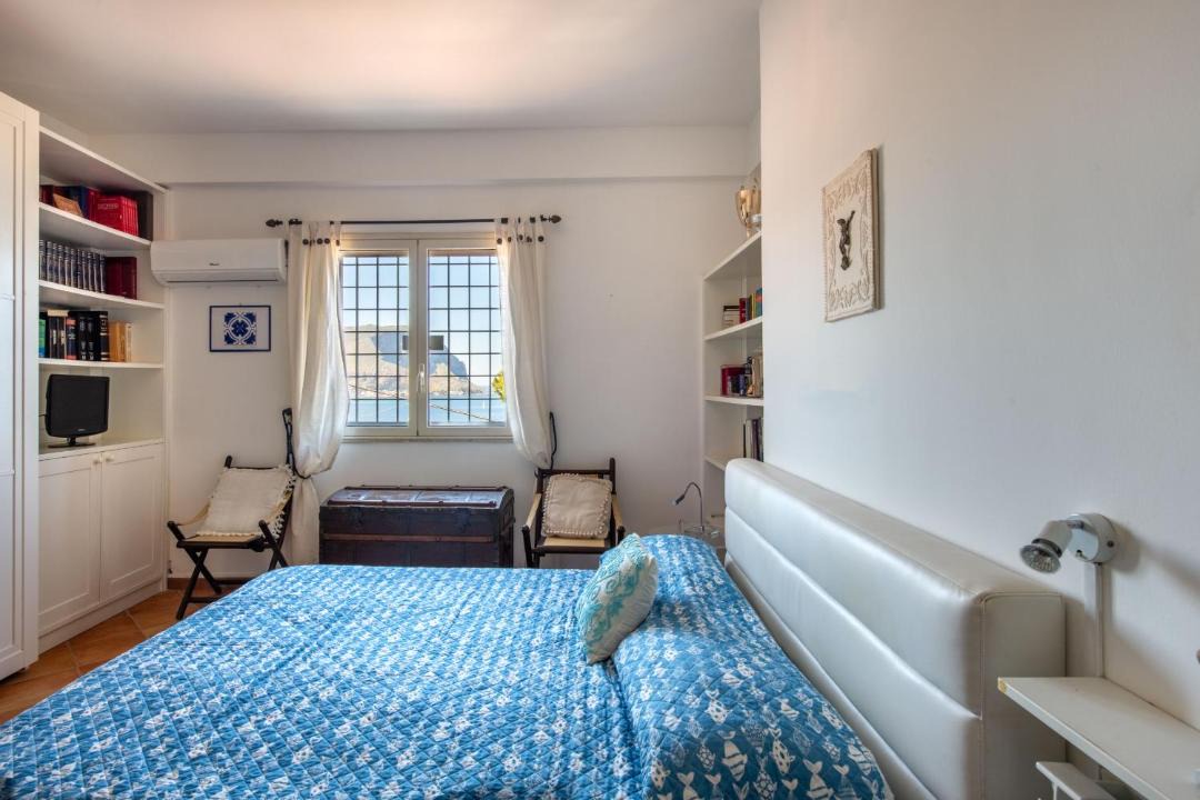 Photo of Bedroom in Addaura