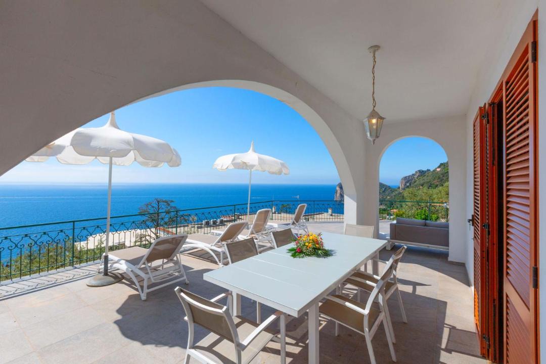 Photo of Patio Balcony in Sirenuse