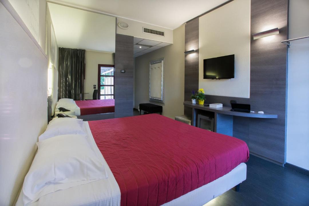 Photo of Bedroom in Ospedaletto Lodigiano