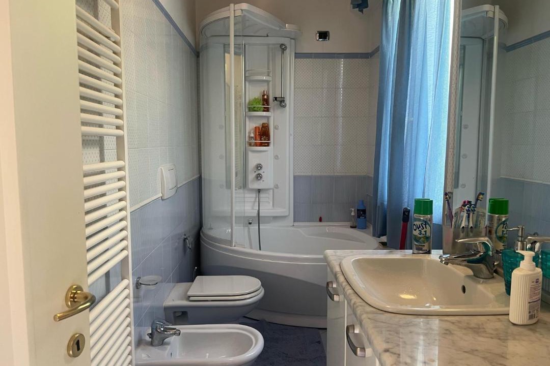 Photo of Bathroom in Laglio