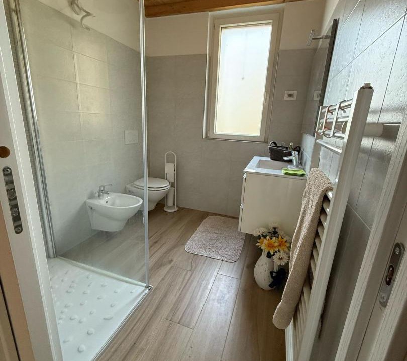 Photo of Bathroom in Navene