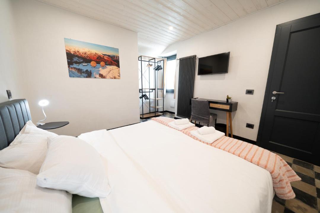Photo of Bedroom in Licciana Nardi