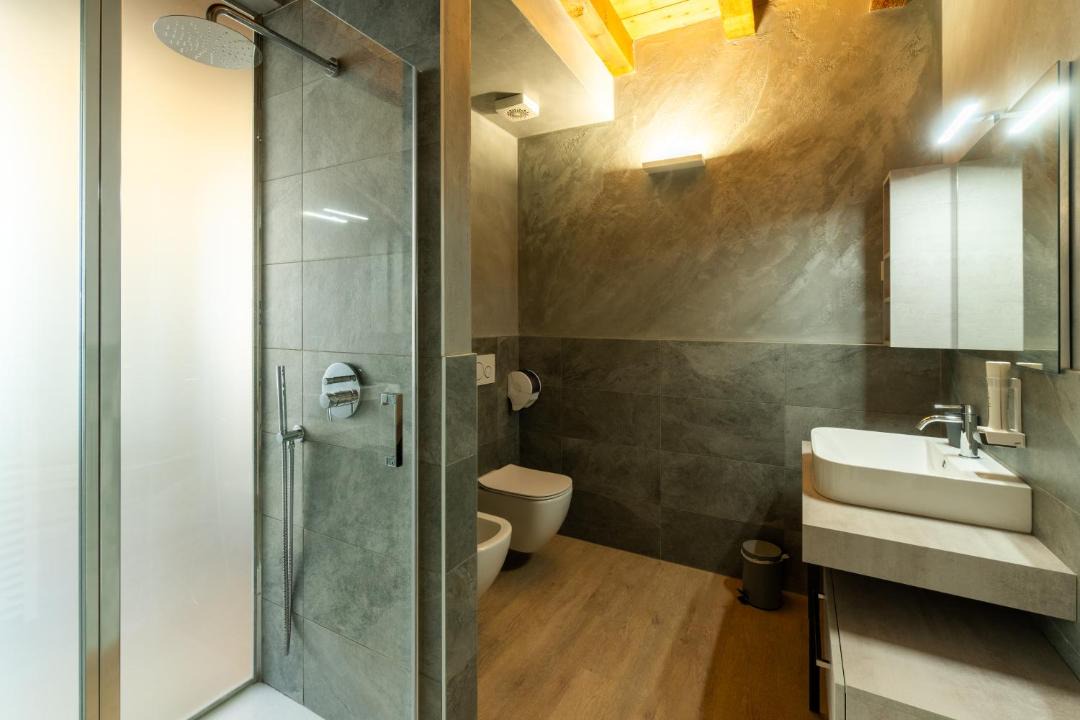Photo of Bathroom in Peschiera del Garda City Centre