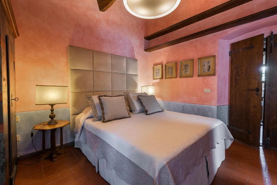Photo of Bedroom in Fiesole