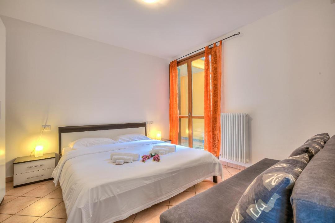 Photo of Bedroom in Tronzano Lago Maggiore
