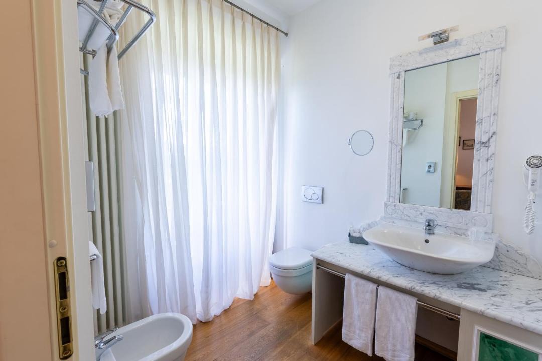 Photo of Bathroom in Varano Borghi
