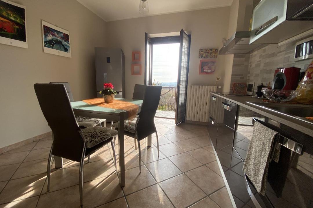 Photo of Kitchen in Front