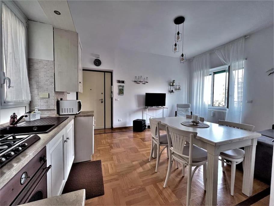 Photo of Kitchen in Quartiere XXXIII Lido di Ostia Ponente