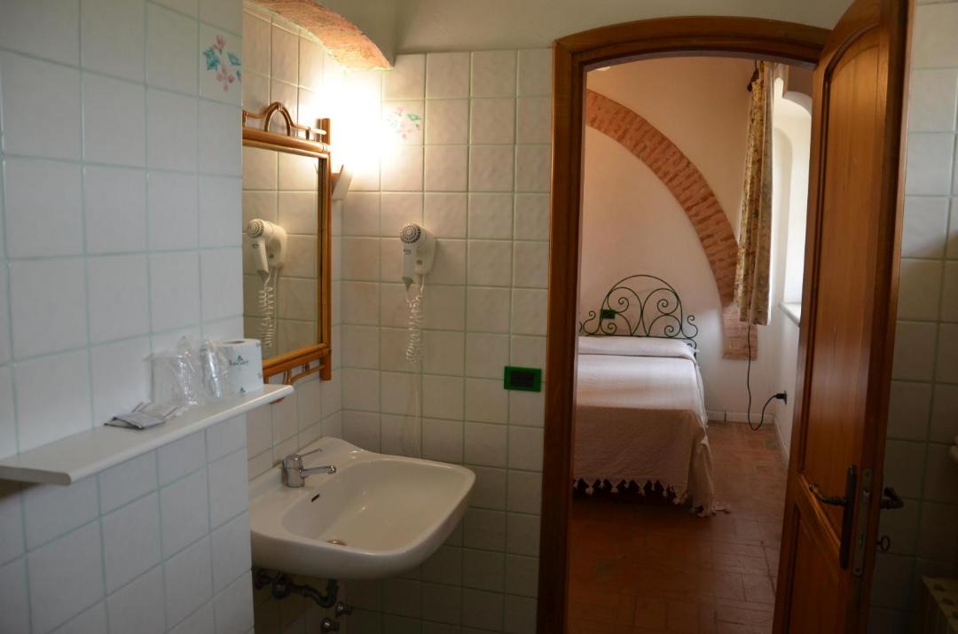 Photo of Bathroom in Borgia