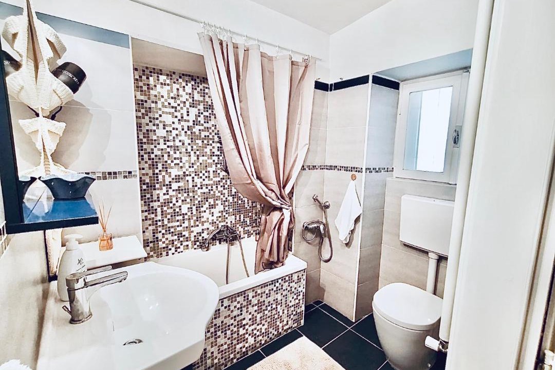 Photo of Bathroom in Viverone