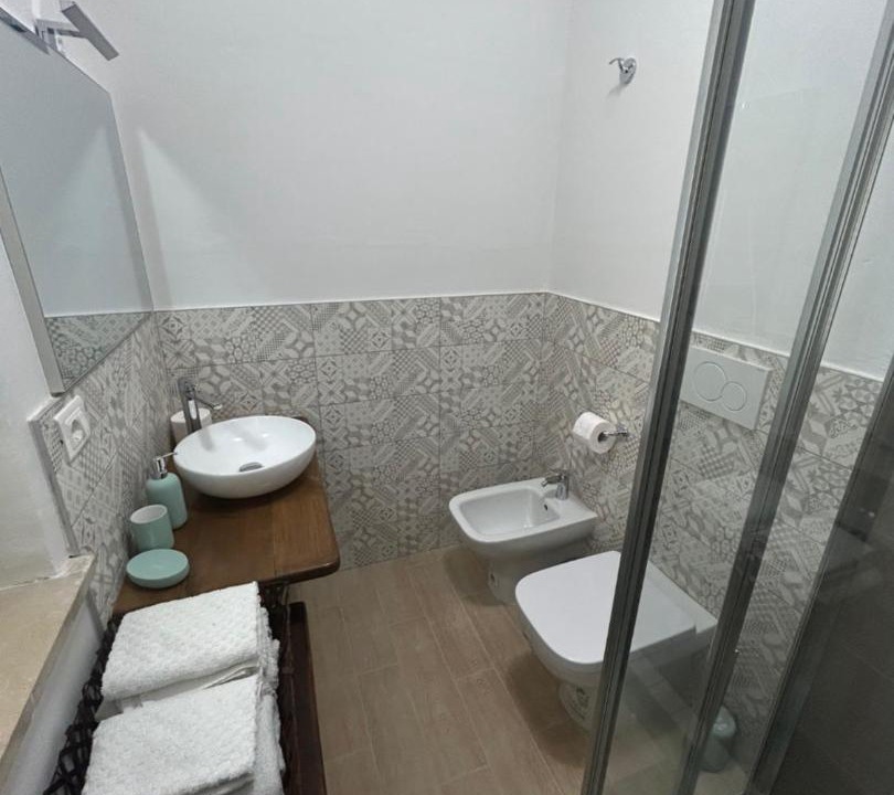 Photo of Bathroom in Montegrosso dʼAsti