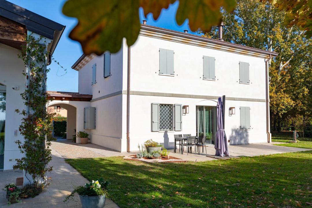 Photo of Others in Gargallo