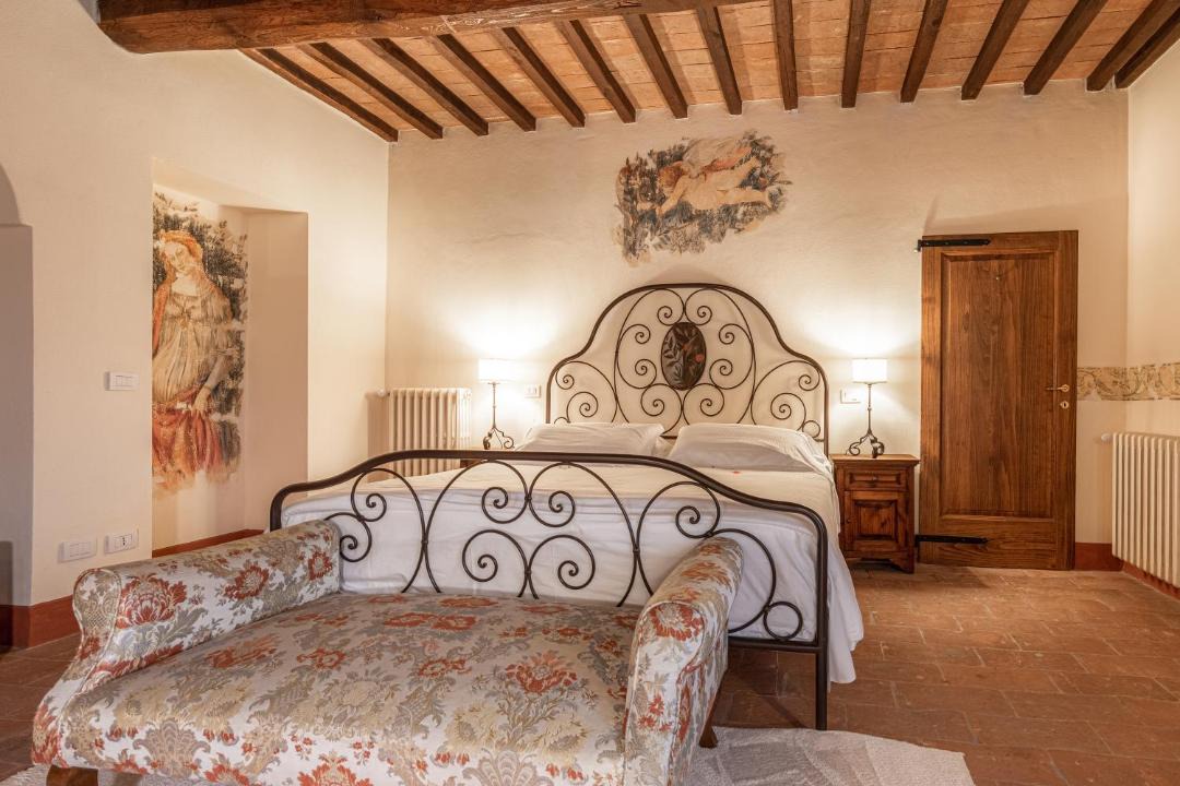 Photo of Bedroom in Petroio