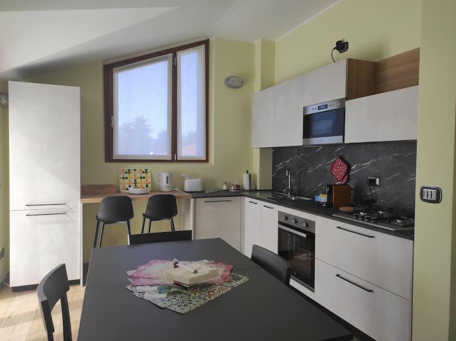 Photo of Kitchen in Locate Varesino