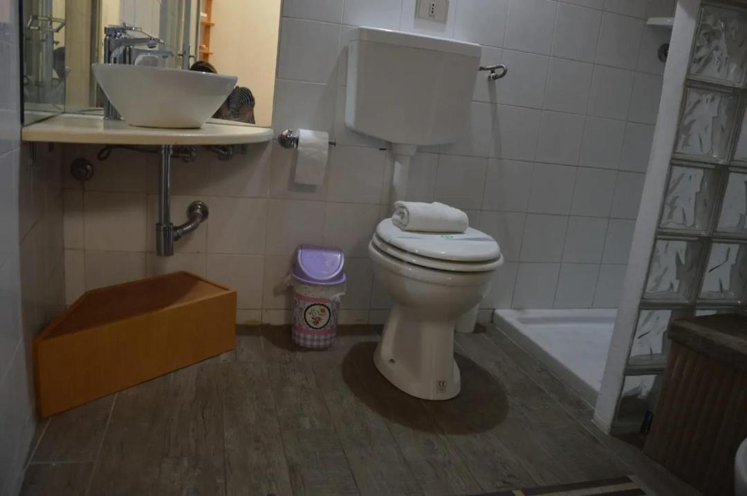 Photo of Bathroom in Caltagirone